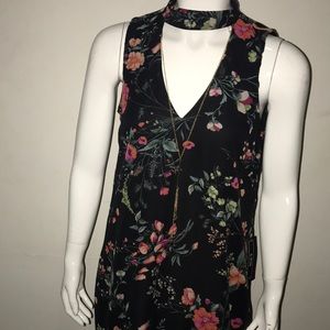 Floral dress 👗 💐🌸🍀🌺🌼🌷